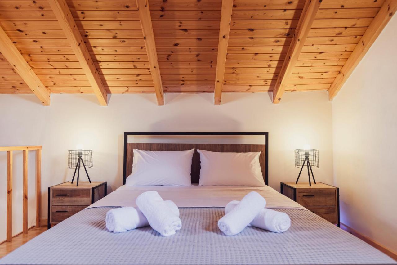 Burnelia Vacation House Лефкими Екстериор снимка